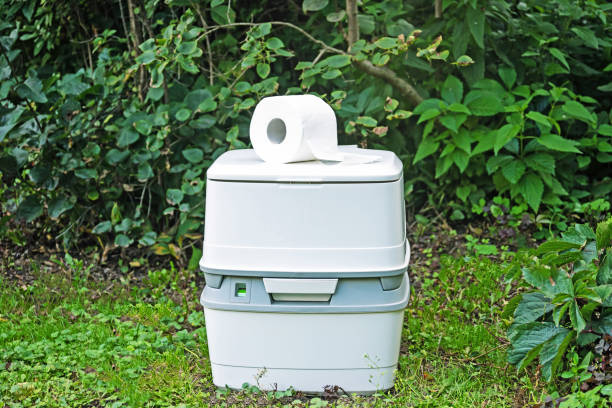 Best Porta potty delivery and setup  in Okauchee Lake, WI
