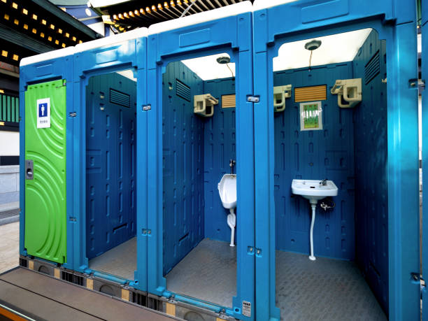 Best Porta potty rental near me  in Okauchee Lake, WI