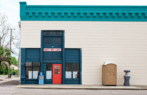 Best Affordable porta potty rental  in Okauchee Lake, WI